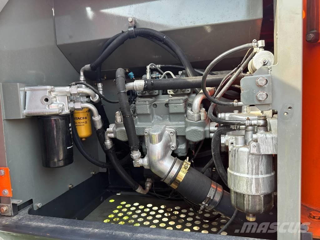 Hitachi ZX200 Escavatori cingolati