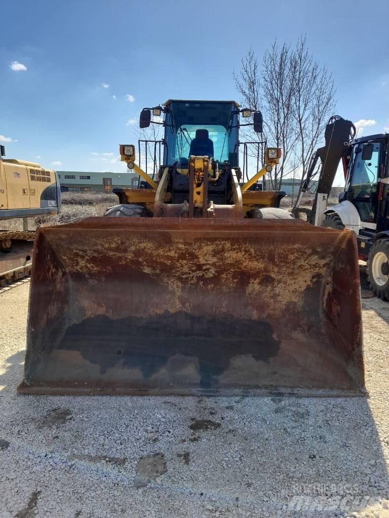 Komatsu WA 380-6 Pale gommate