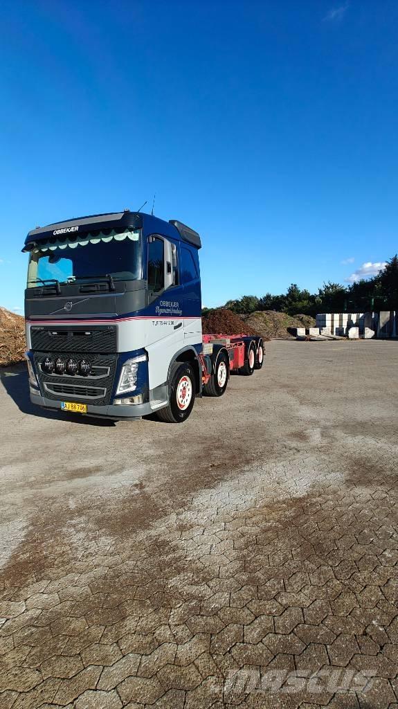 Volvo FH 500 8x4 Camion con gancio di sollevamento