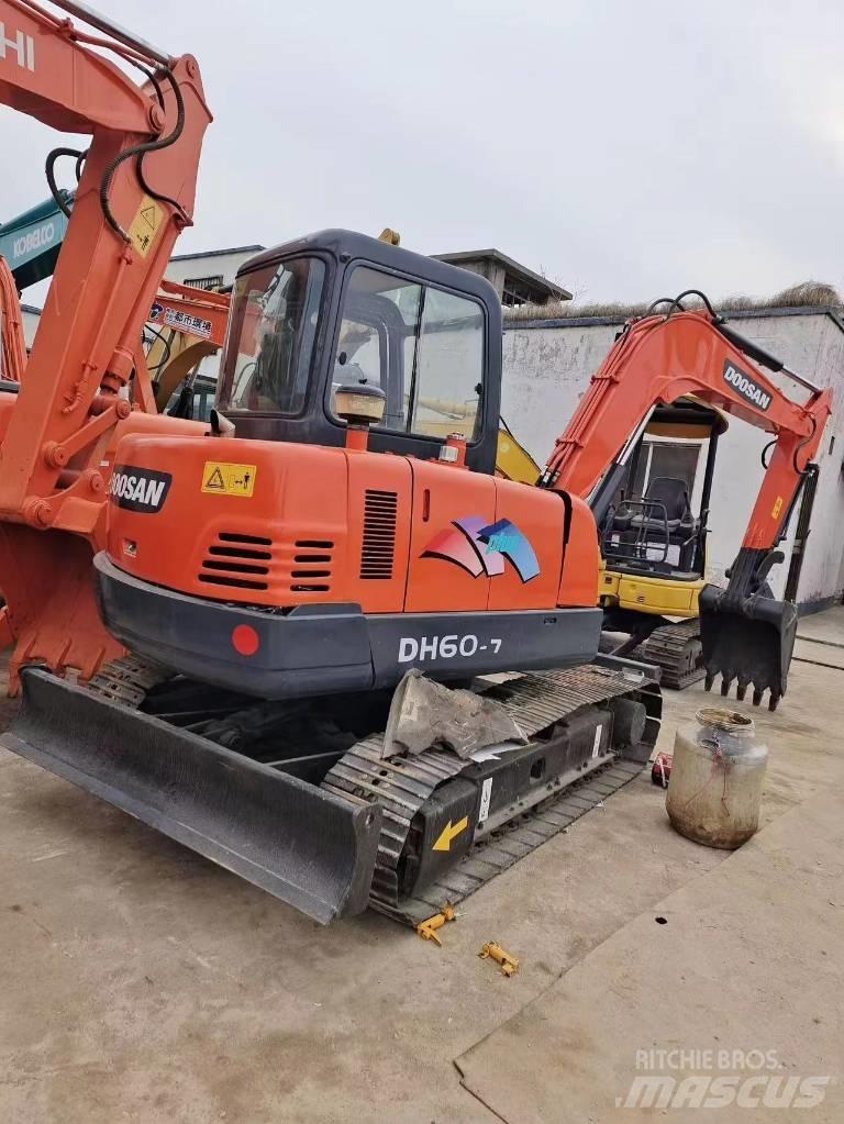Doosan DH 60-7 Miniescavatori