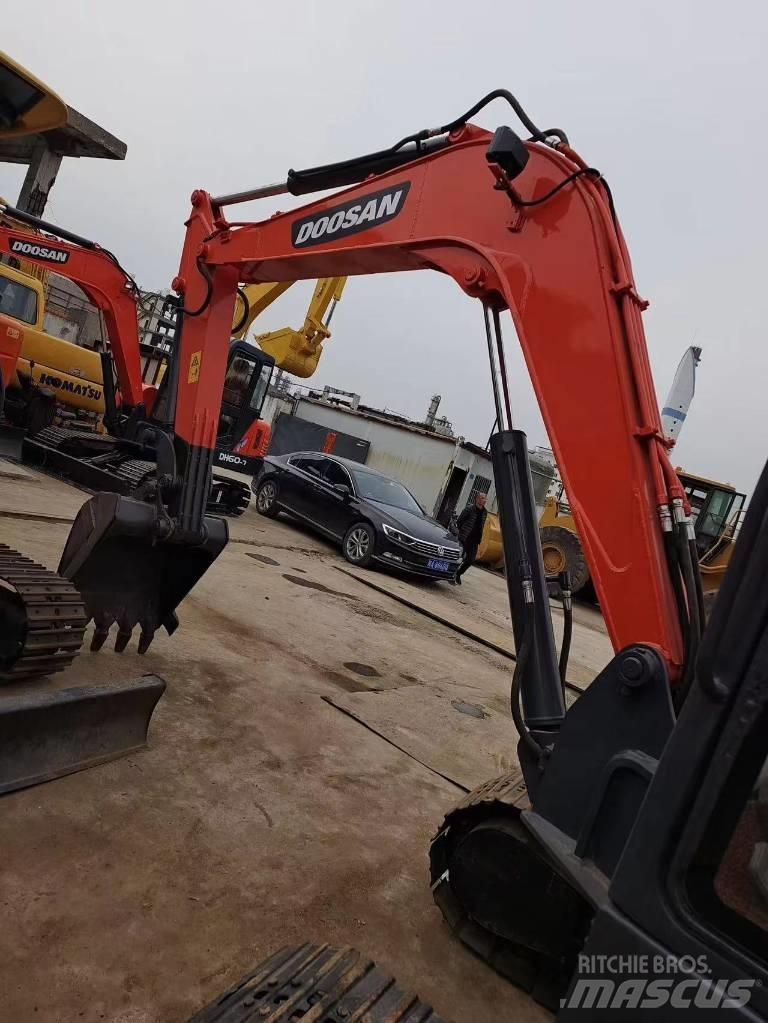 Doosan DH 60-7 Miniescavatori