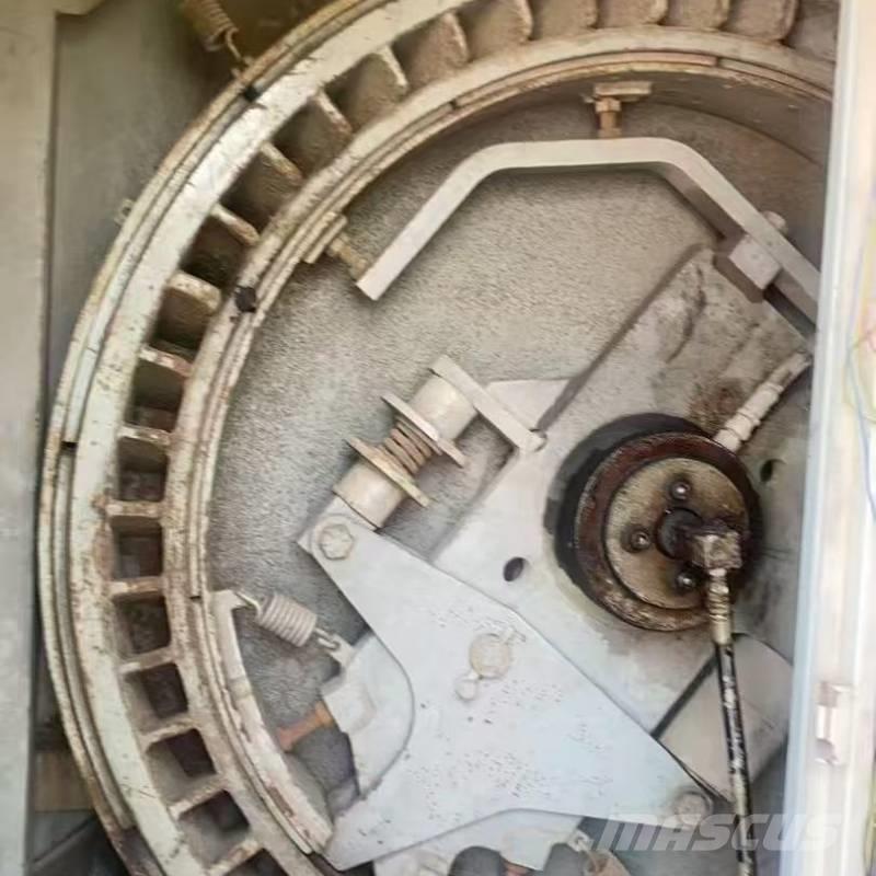 Kobelco 7150 Gru cingolate