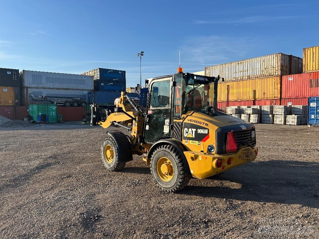 CAT 906M Pale gommate