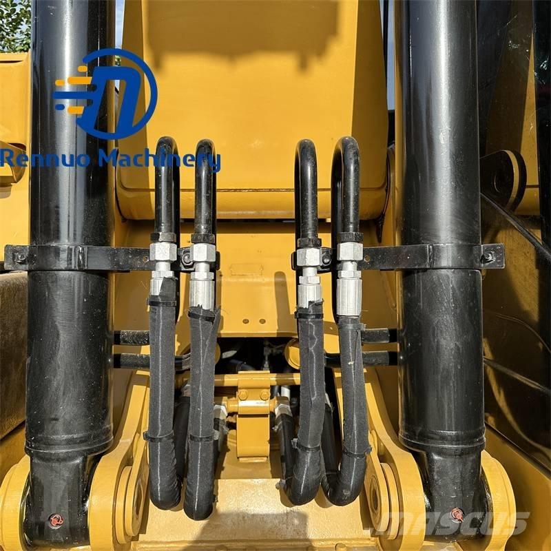 CAT 320 D2 Escavatori cingolati