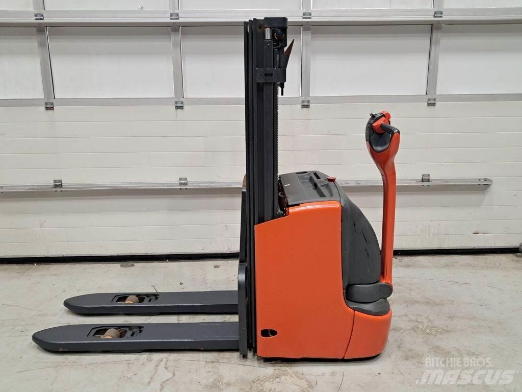 Linde L12I Transpallet uomo a terra
