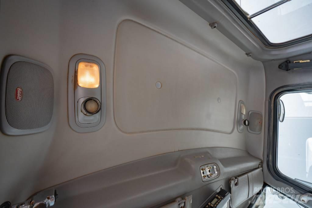 Peterbilt 388 Motrici e Trattori Stradali