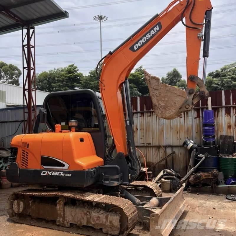 Doosan 60-9c Escavatori cingolati