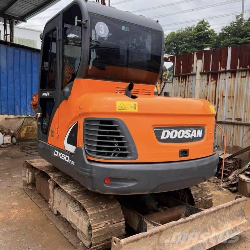 Doosan 60-9c Escavatori cingolati