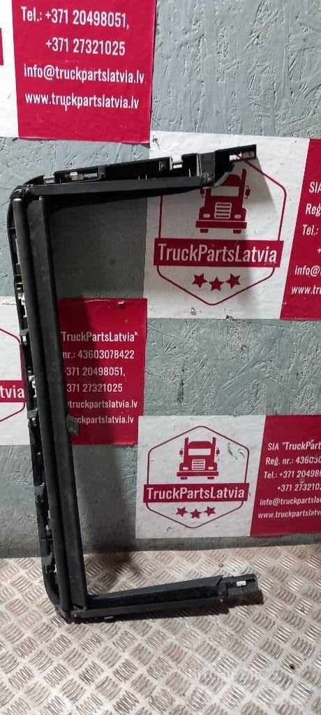 Scania R 440    2051939 Cabine e interni