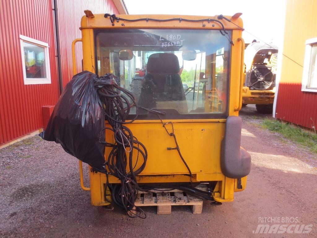 Volvo L 180 D Cabine e interni