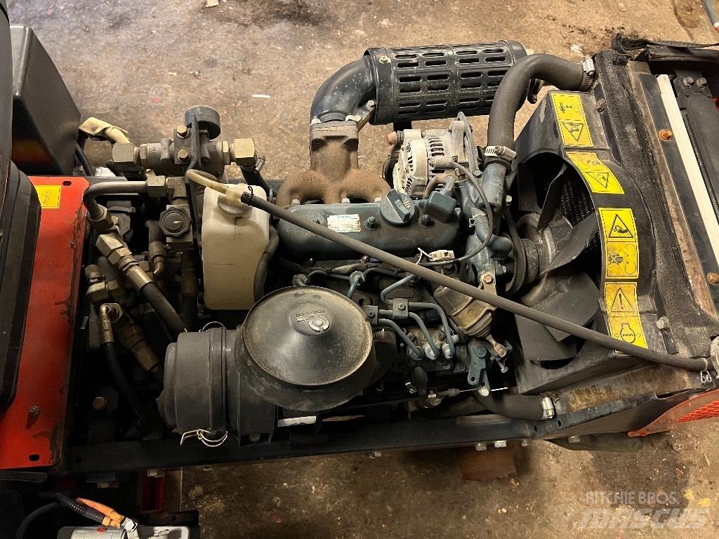 Jacobsen T-PLEX185 Trattorini tagliaerba