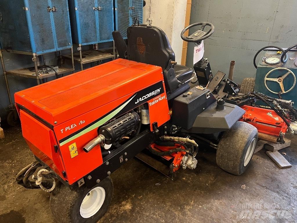 Jacobsen T-PLEX185 Trattorini tagliaerba