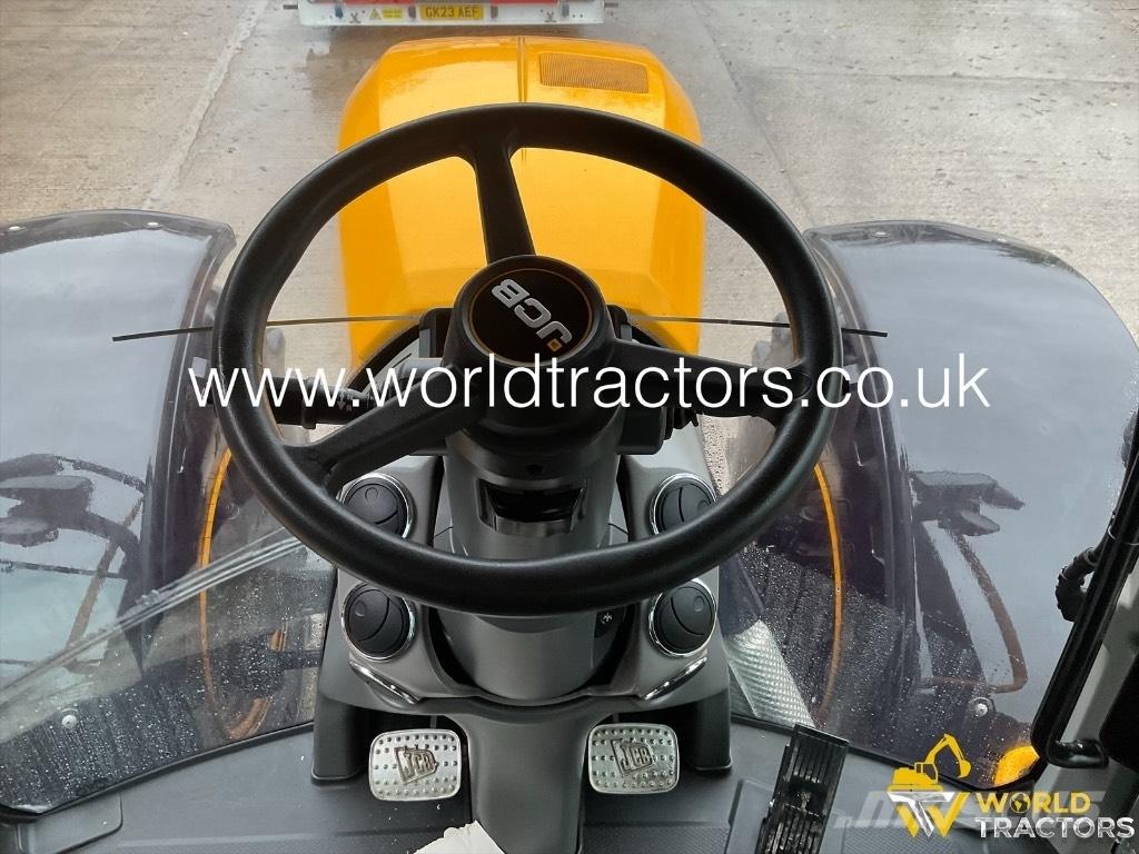 JCB Fastrac 4220 Trattori