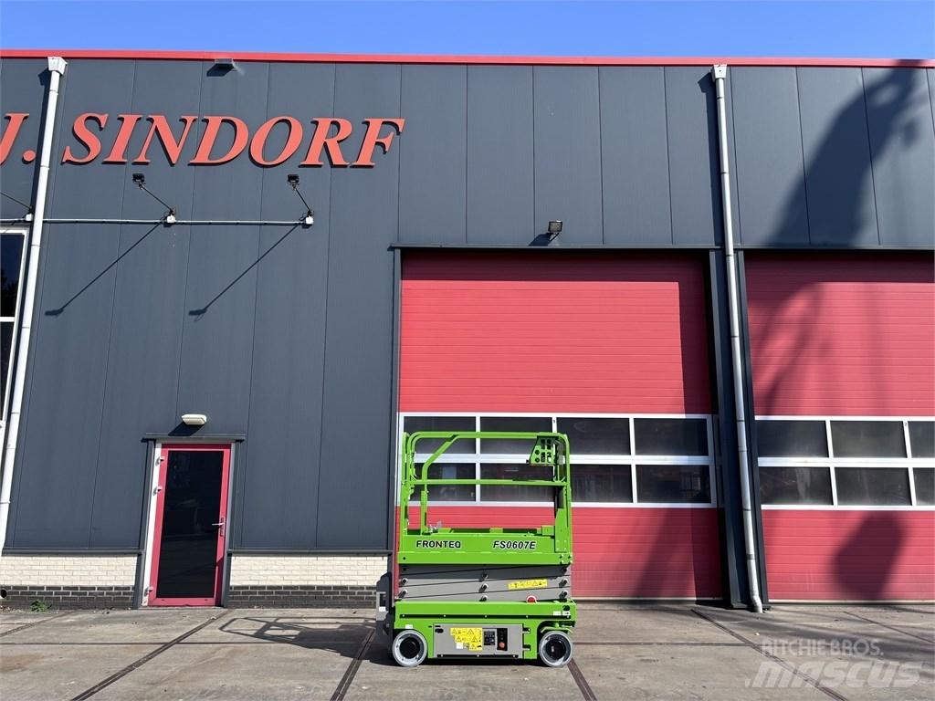Fronteq FS0607E Piattaforme a pantografo