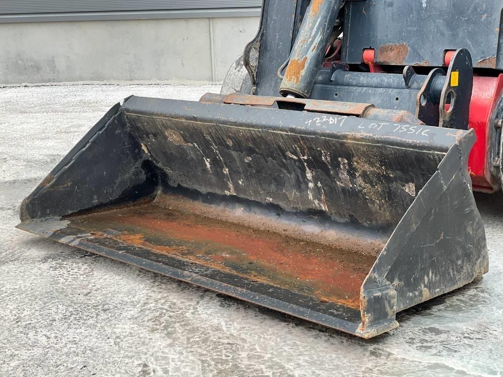 JCB R260 Mini Pale Gommate