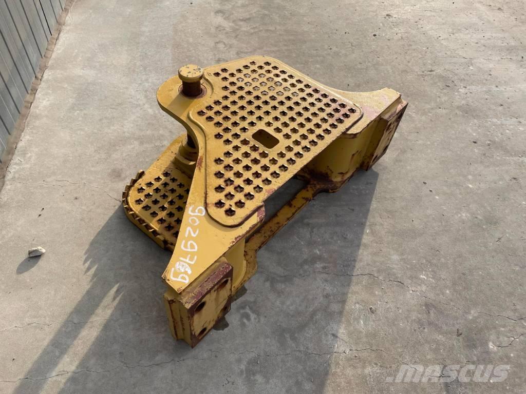 CAT D6K Zugtraverse Altri componenti
