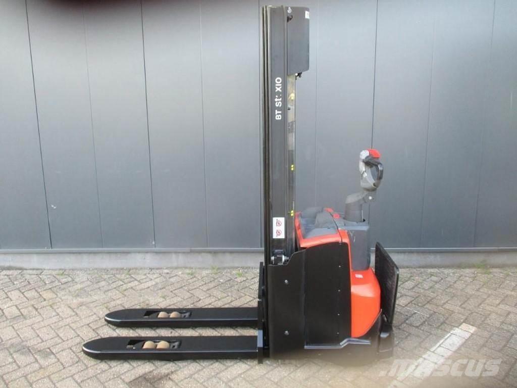 Toyota SWE 120L Transpallet uomo a terra