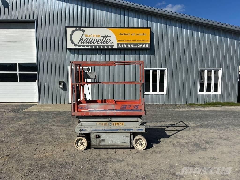 SkyJack SJ III 3015 Piattaforme a pantografo