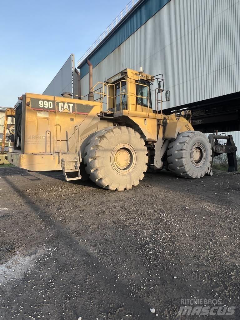 CAT 990 Pale gommate
