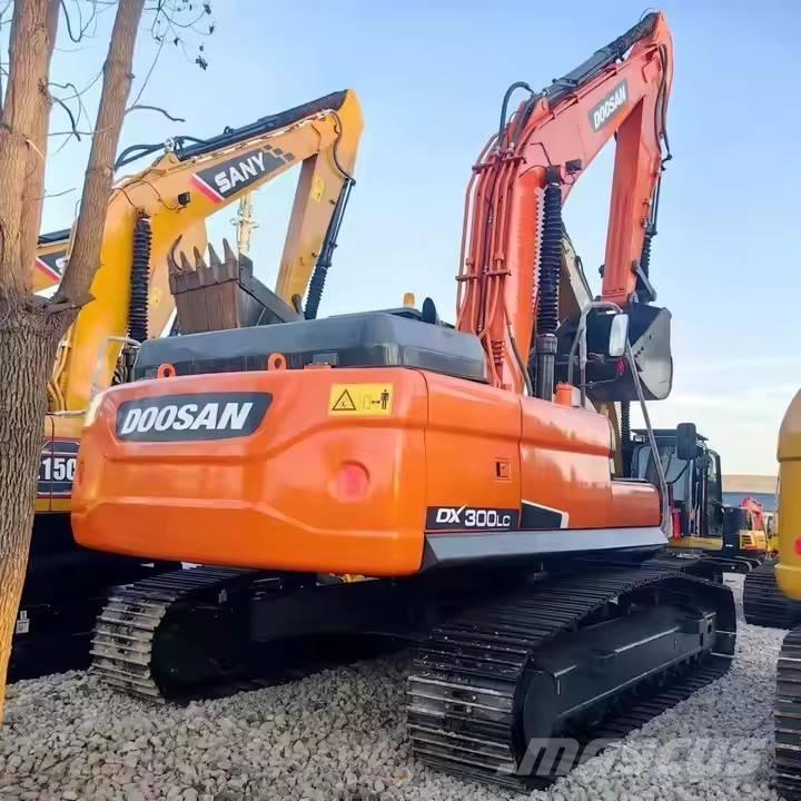 Doosan DX 300 LC Escavatori cingolati
