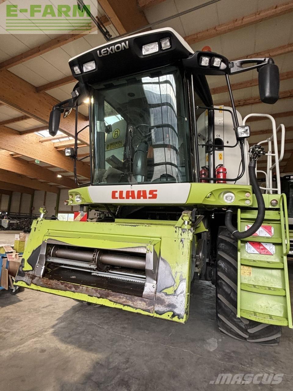 CLAAS lexion 520 Mietitrebbiatrici