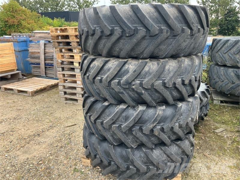  - - - 440/80R28 Pneumatici, ruote e cerchioni