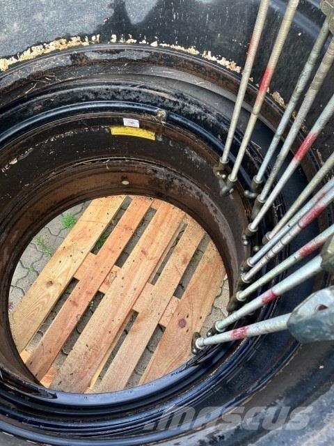  - - - 650/65X42 Pneumatici, ruote e cerchioni