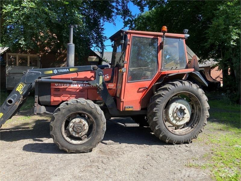 Valmet 705 4WD Trattori