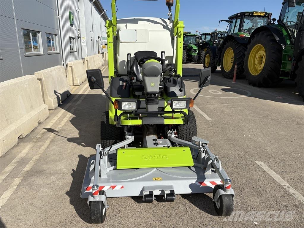 Grillo FD2200TS Trattorini tagliaerba