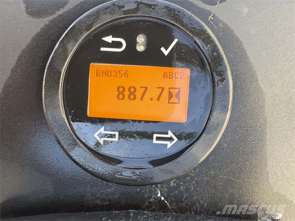 John Deere 1570 Trattorini tagliaerba