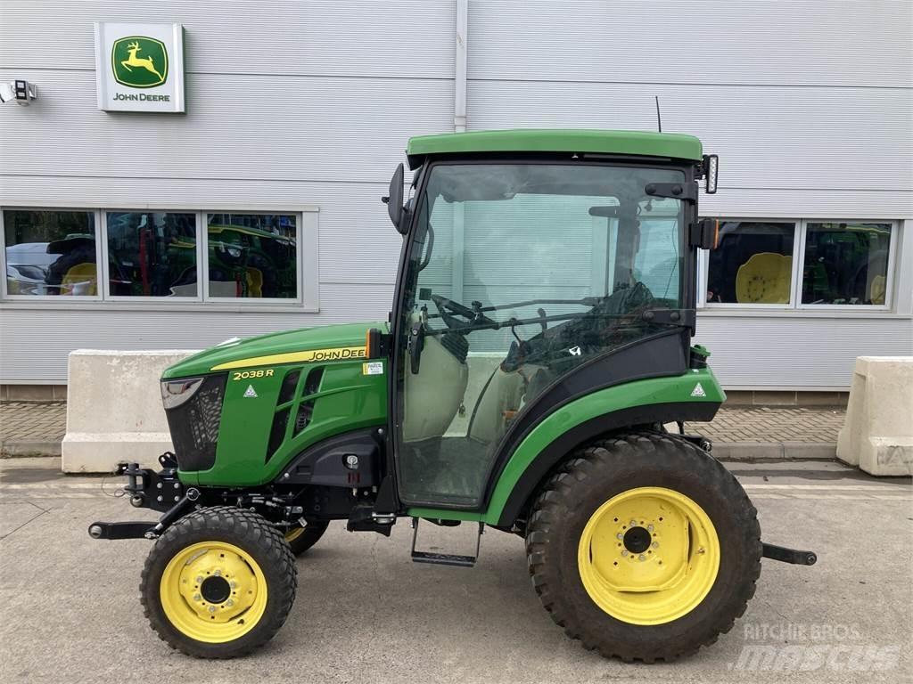 John Deere 2038R Trattori compatti