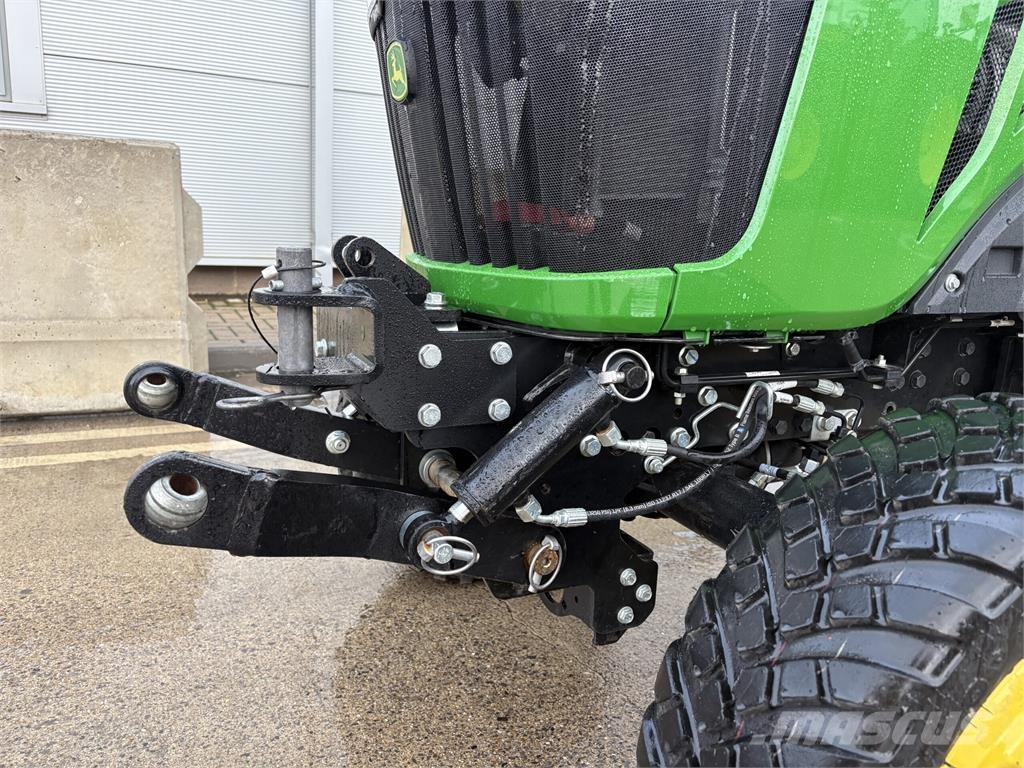 John Deere 2038R Trattori compatti