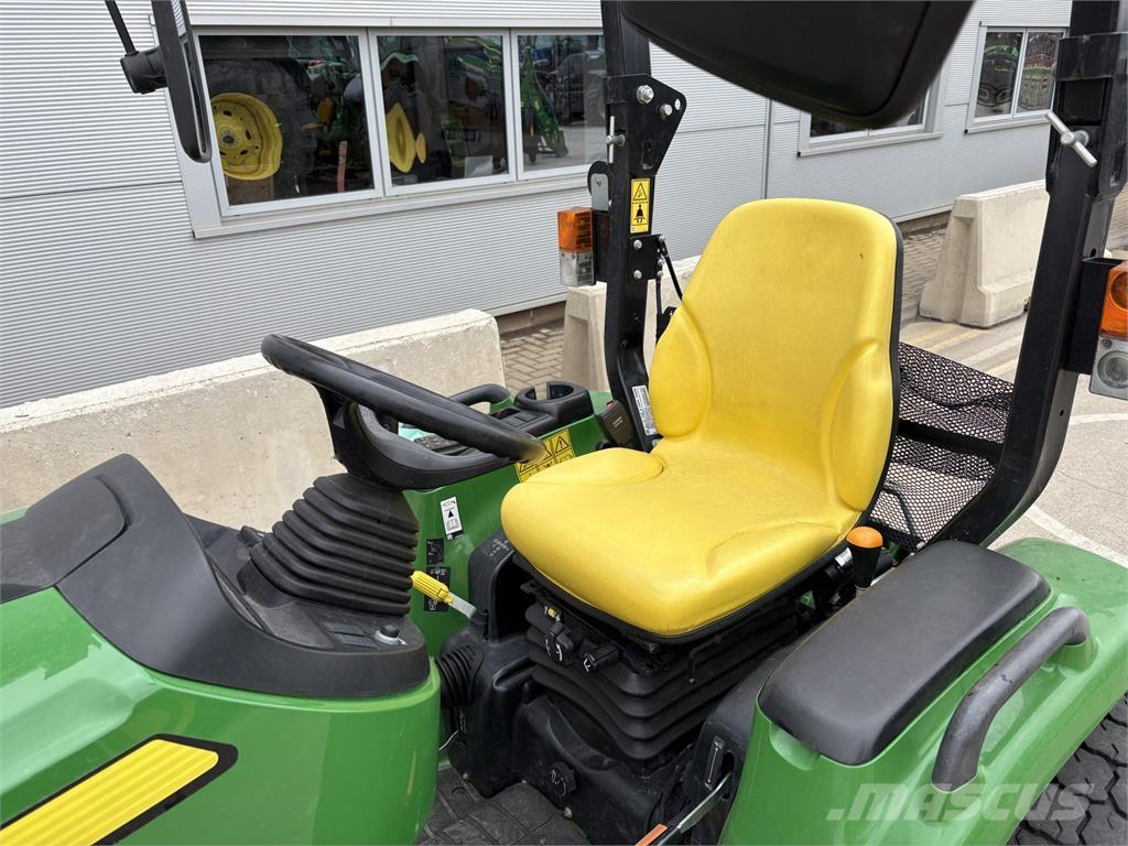 John Deere 3039R Trattori compatti