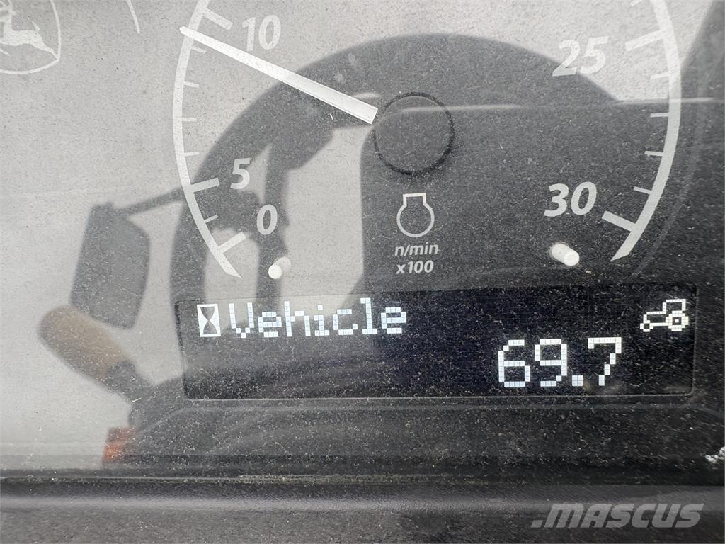 John Deere 4052M Trattori compatti