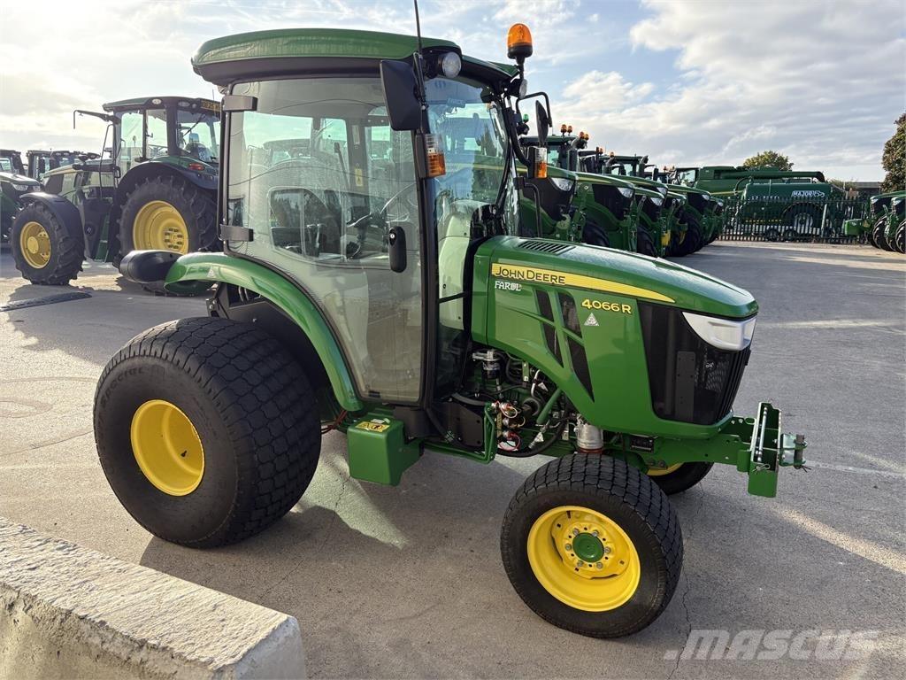 John Deere 4066R Trattori compatti