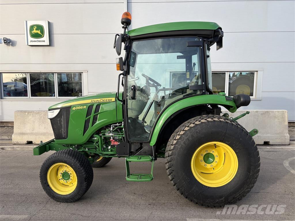 John Deere 4066R Trattori compatti