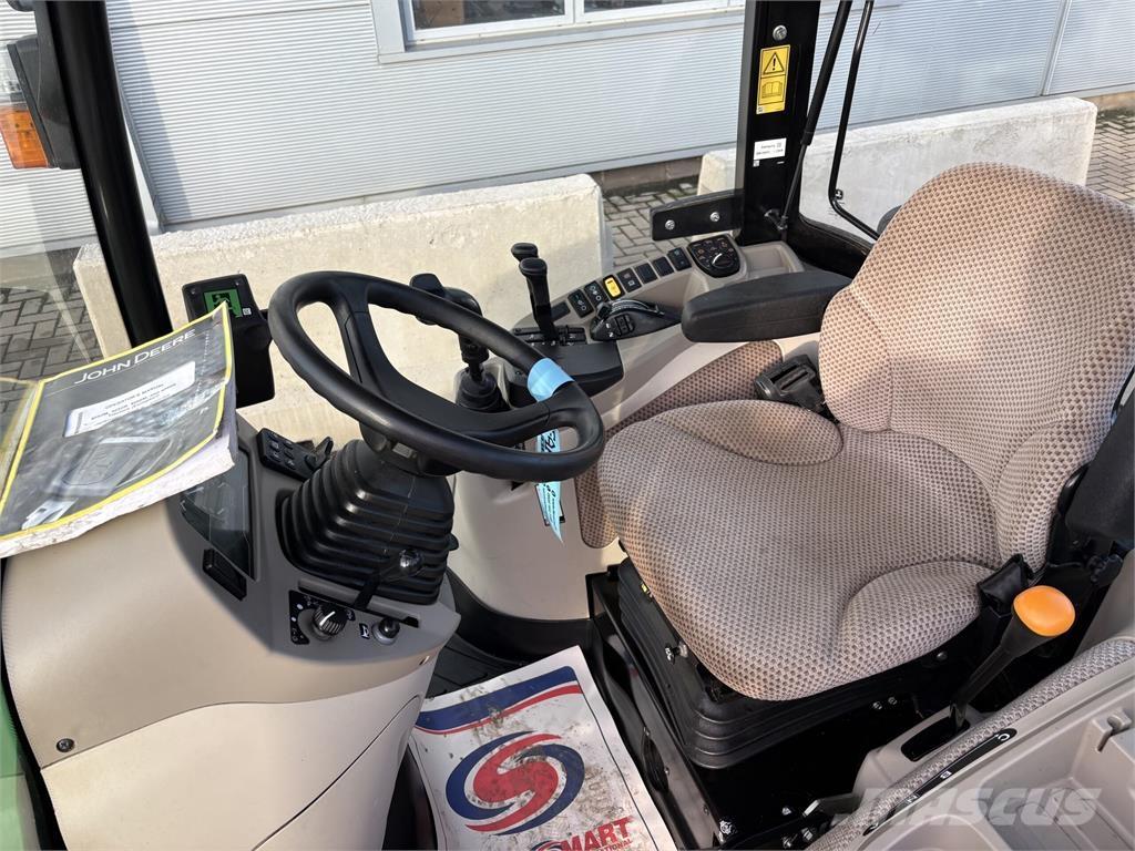 John Deere 4066R Trattori compatti