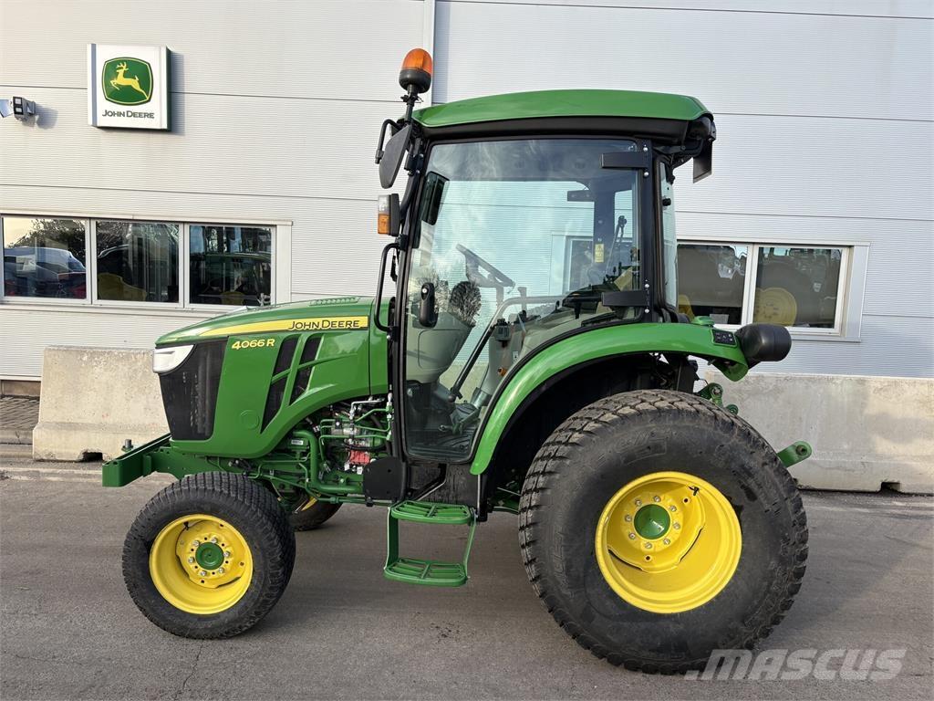 John Deere 4066R Trattori compatti