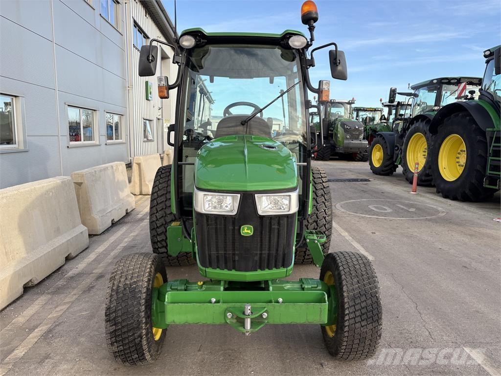 John Deere 4066R Trattori compatti