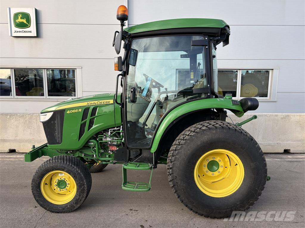 John Deere 4066R Trattori compatti
