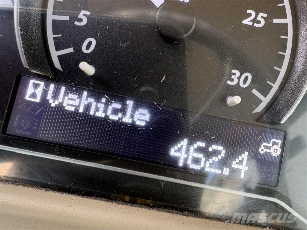 John Deere 4066R Trattori compatti