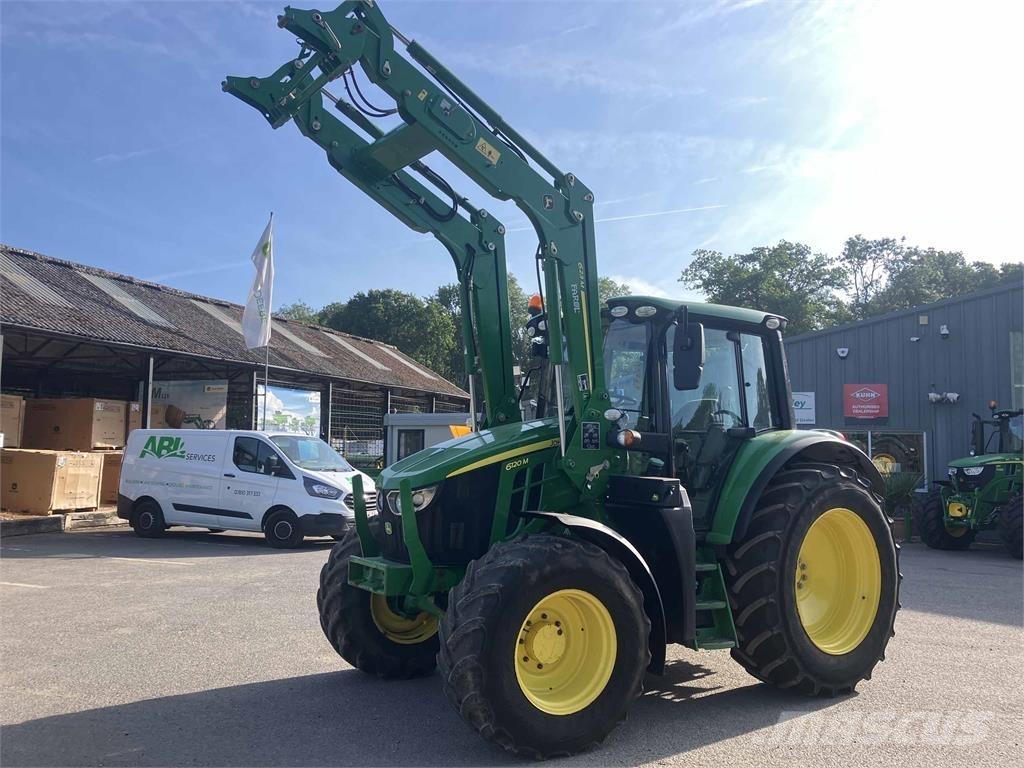John Deere 6120M Trattori