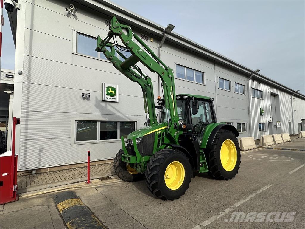 John Deere 6120M Trattori