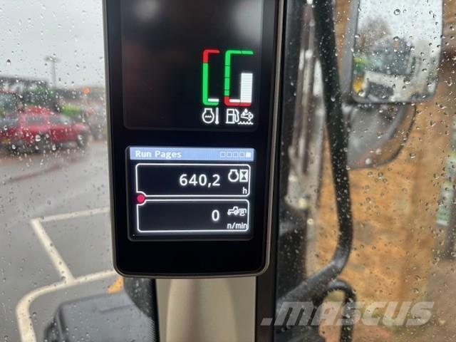 John Deere 6120M Trattori