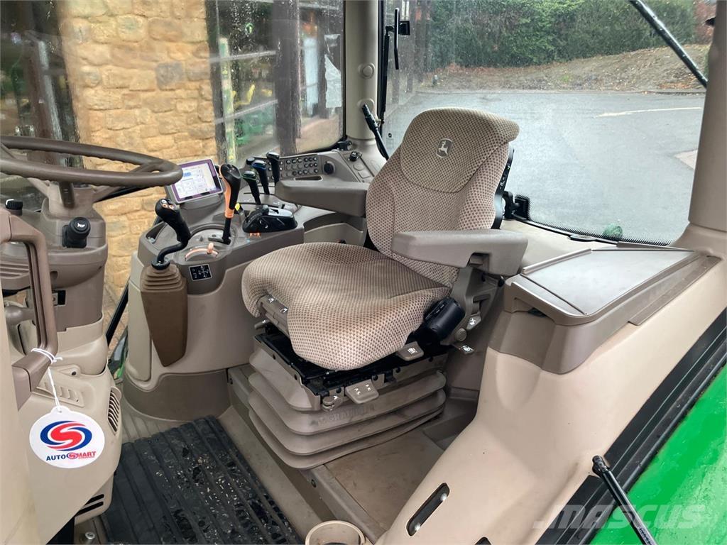 John Deere 6125R Trattori