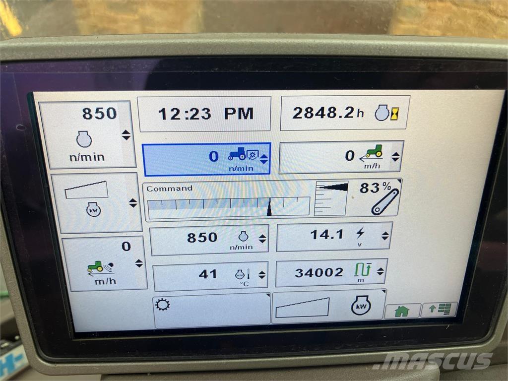 John Deere 6125R Trattori