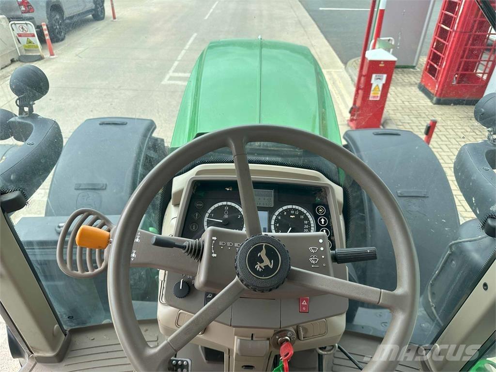 John Deere 6155M Trattori