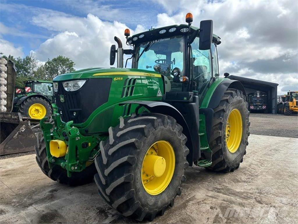 John Deere 6215R Trattori