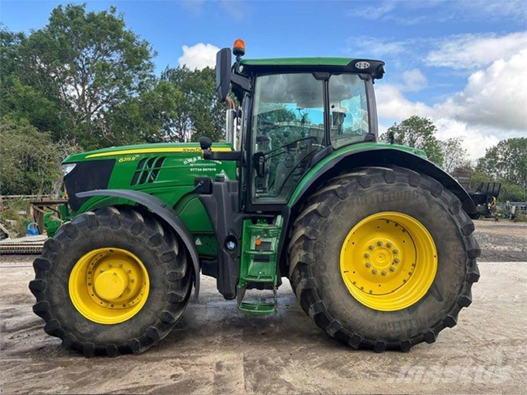 John Deere 6215R Trattori