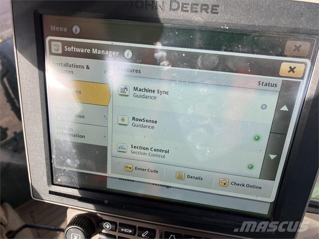 John Deere 6215R Trattori